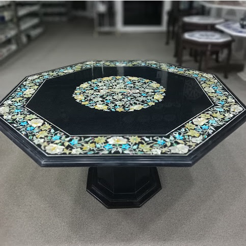 Elegant Piece Mother of pearl Inlay Table Top having a Birds intricate pattern