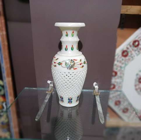 9 Inch White Marble Inlay Vase with Filigree Work alternate view