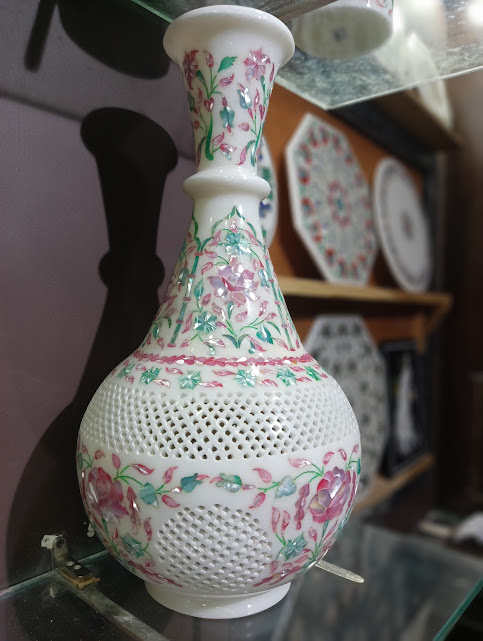 Inlaid Mop White Marble Inlay Luxury Vase For Home Decor alternate view