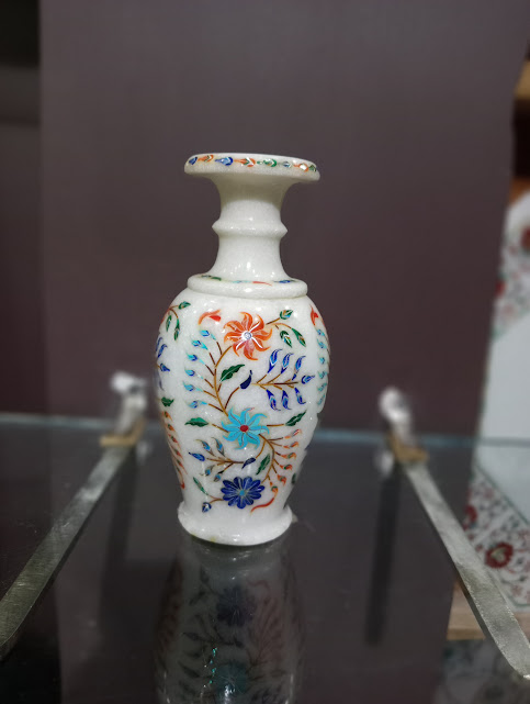 Master Piece White Marble Inlay Vase
