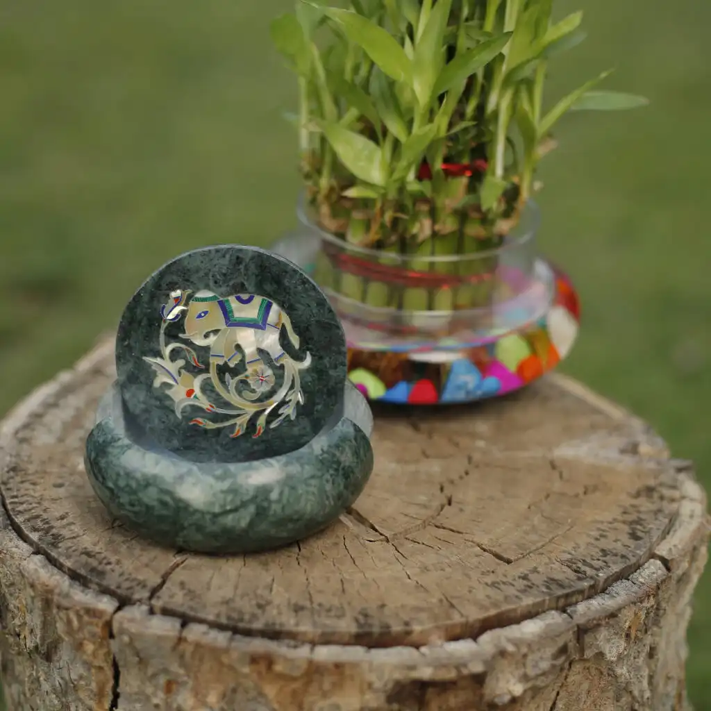 Green Marble Inlay Coaster Set – Elephant Design, Handmade Luxury Drinkware close detail