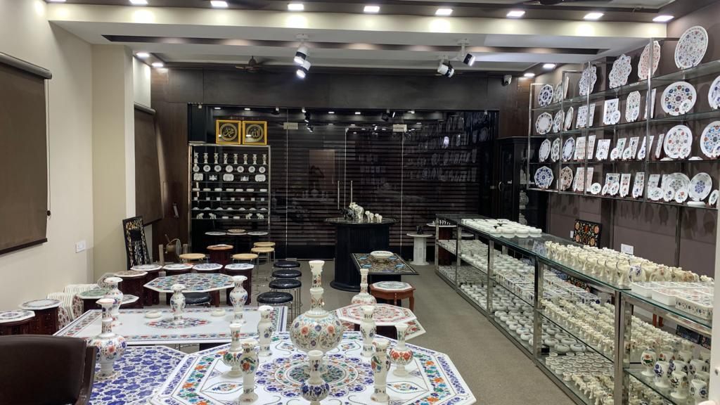 Decor Crafter marble inlay showroom in Agra